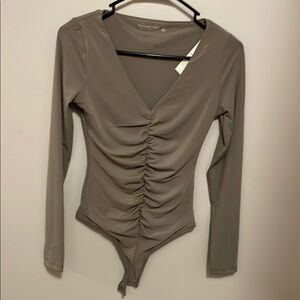Ruched V-Neck Long Sleeve Bodysuit - tan